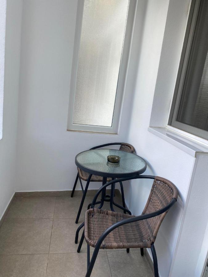 Апартаменты Apartament Cristian Оршова Экстерьер фото